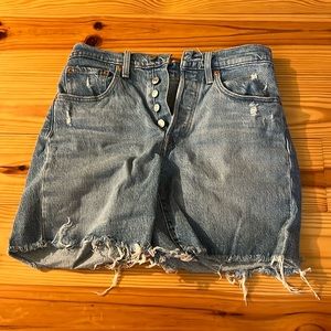 LEVIS 501® MID THIGH WOMEN'S SHORTS